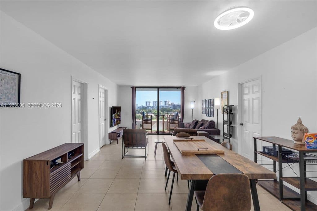 2+1 Condo — 500 Three Islands Blvd APT 226