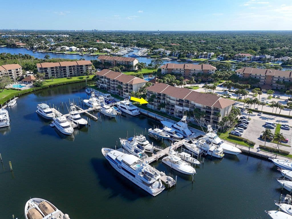 2-bedroom Condo — 2401 Marina Isle Way #206