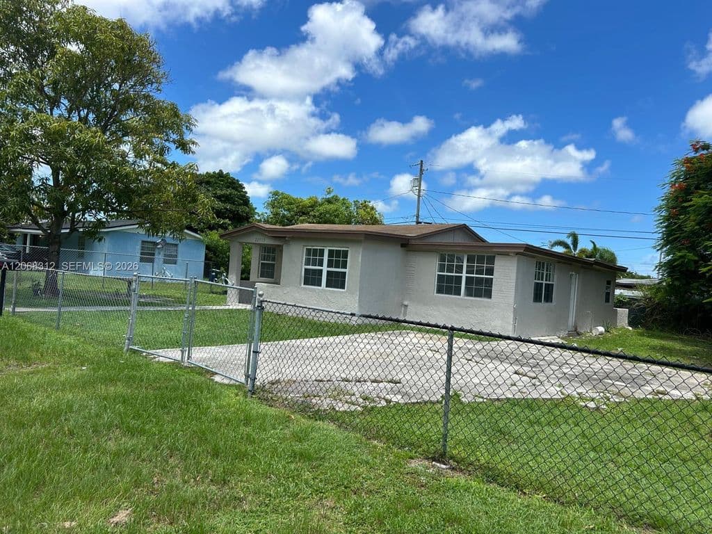 3+1 Müstakil ev — 22115 SW 115th Ave
