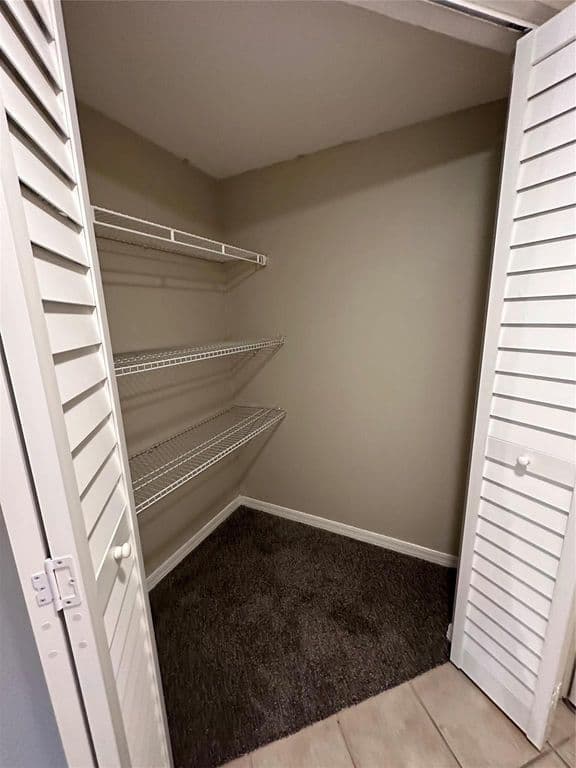 3+1 Condo — 4199 N Haverhill Road #113
