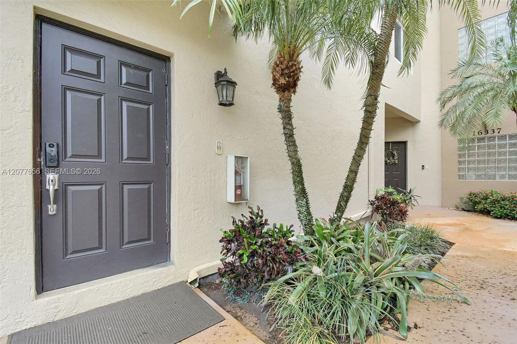 4+1 Mülk — 16339 Malibu Dr #22