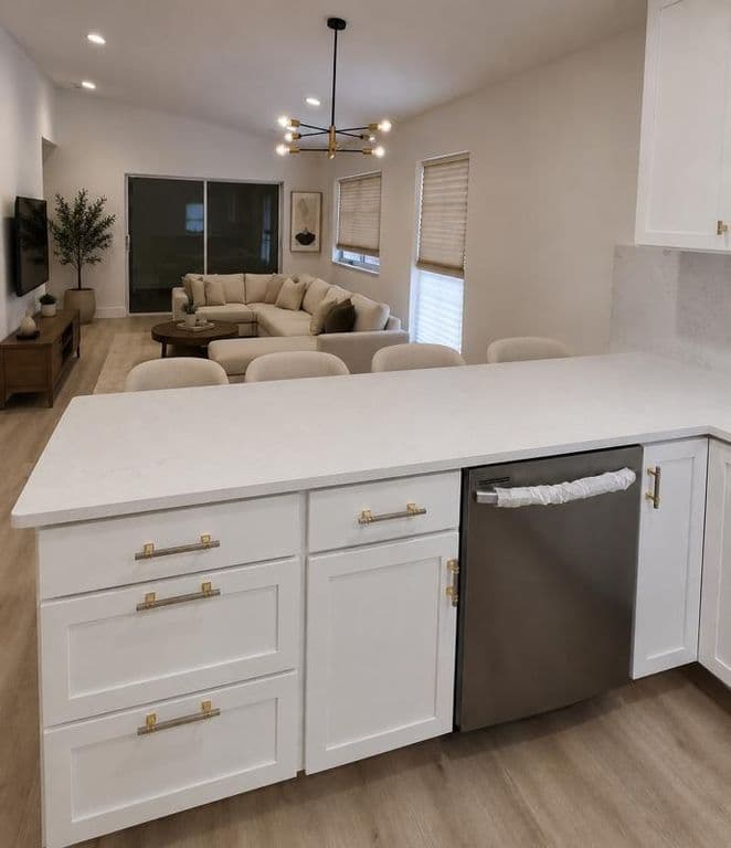 2+1 Condo — 8101 Sweetbriar Way