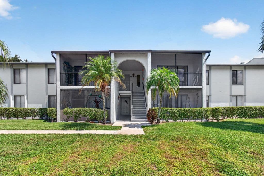2+1 Condo — 1010 Green Pine Boulevard #F2