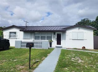 4-bedroom Single-Family Home — 21200 NW 29th Ave, Miami Gardens, 33056