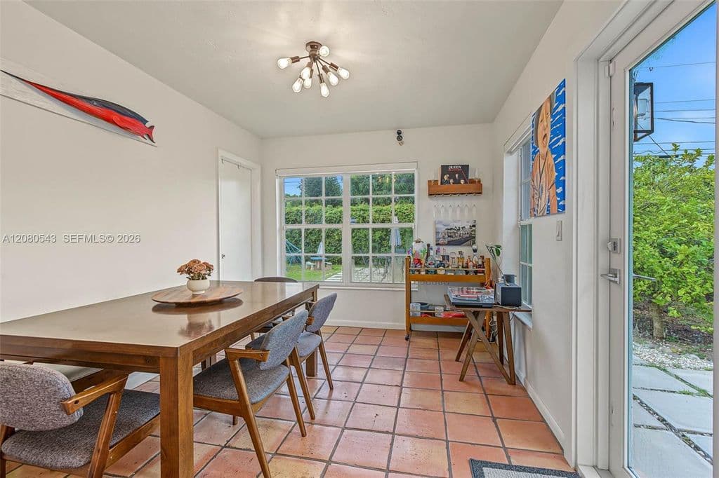 3+1 Müstakil ev — 6440 SW 35th St