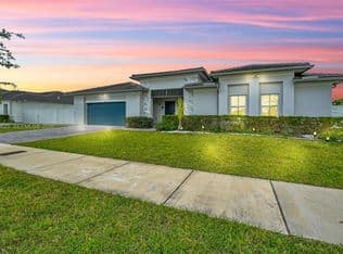 3-bedroom Single-Family Home — 21460 SW 127th Pl, Miami, 33177
