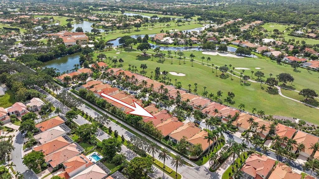 3+1 Müstakil ev — 8464 Legend Club Drive