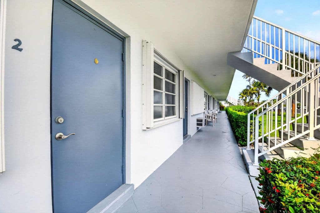 2-bedroom Condo — 2430 S FEDERAL Highway #2