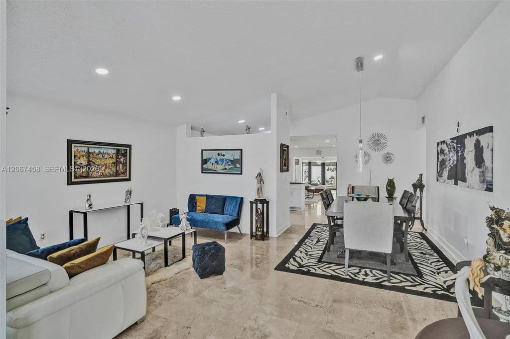 3+1 Müstakil ev — 14335 SW 112th Ter