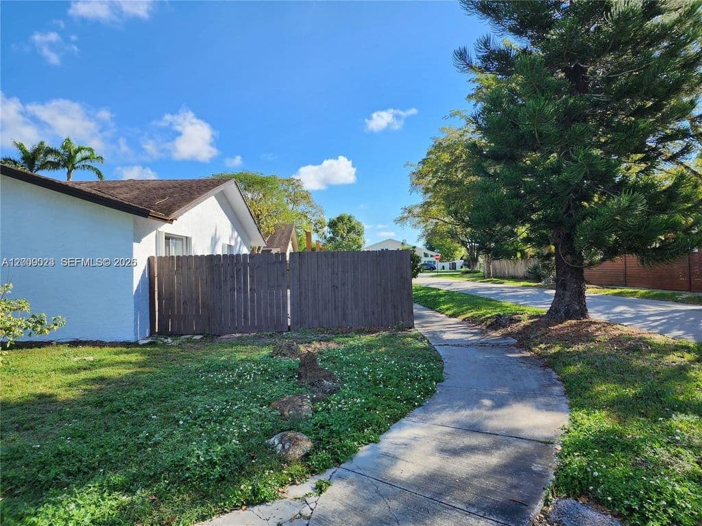 3-bedroom Single-Family Home — 9825 SW 132nd Ct