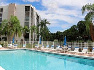 3-bedroom Condo — 6662 Boca Del Mar Drive #111, Boca Raton, 33433
