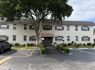 2-bedroom Condo — 375 SW 56th Avenue #116, Pompano Beach, 33068