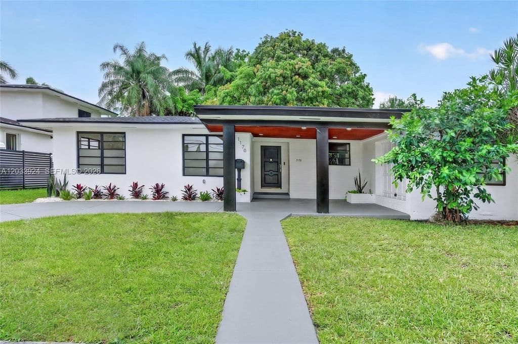 5-bedroom Single-Family Home — 1170 NW 87th St
