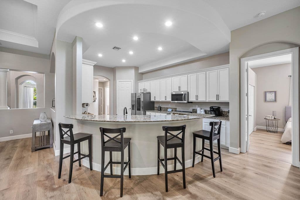 4-bedroom Single-Family Home — 13174 82ND Lane N