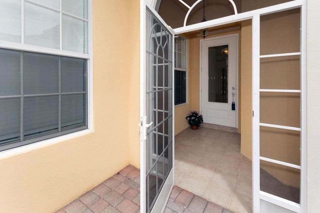 3+1 Müstakil ev — 4705 Dovehill Drive