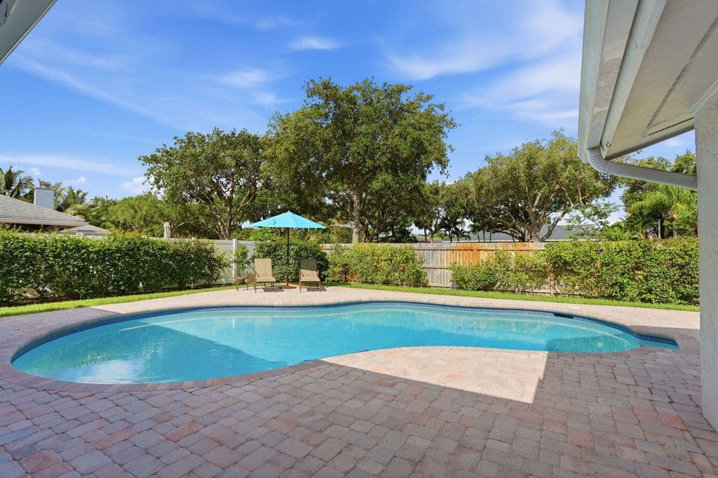 3-bedroom Single-Family Home — 4281 Sugar Pine Drive