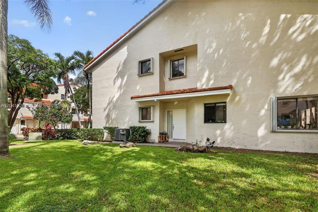 4+1 Mülk — 21391 Marina Cove Cir APT 19-K