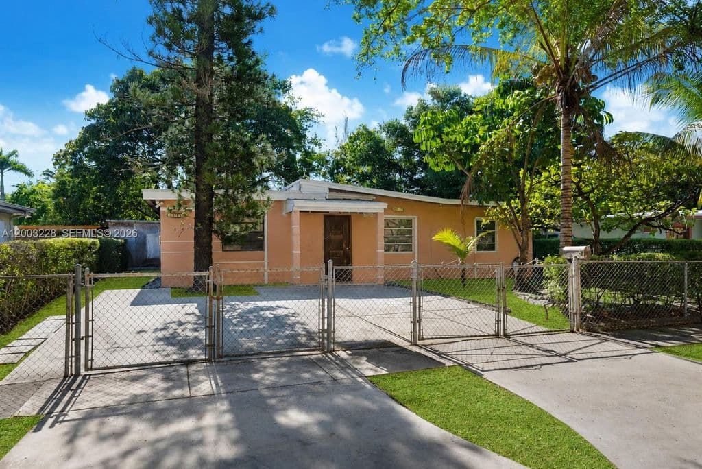 3-bedroom Single-Family Home — 14115 NW 6th Ave