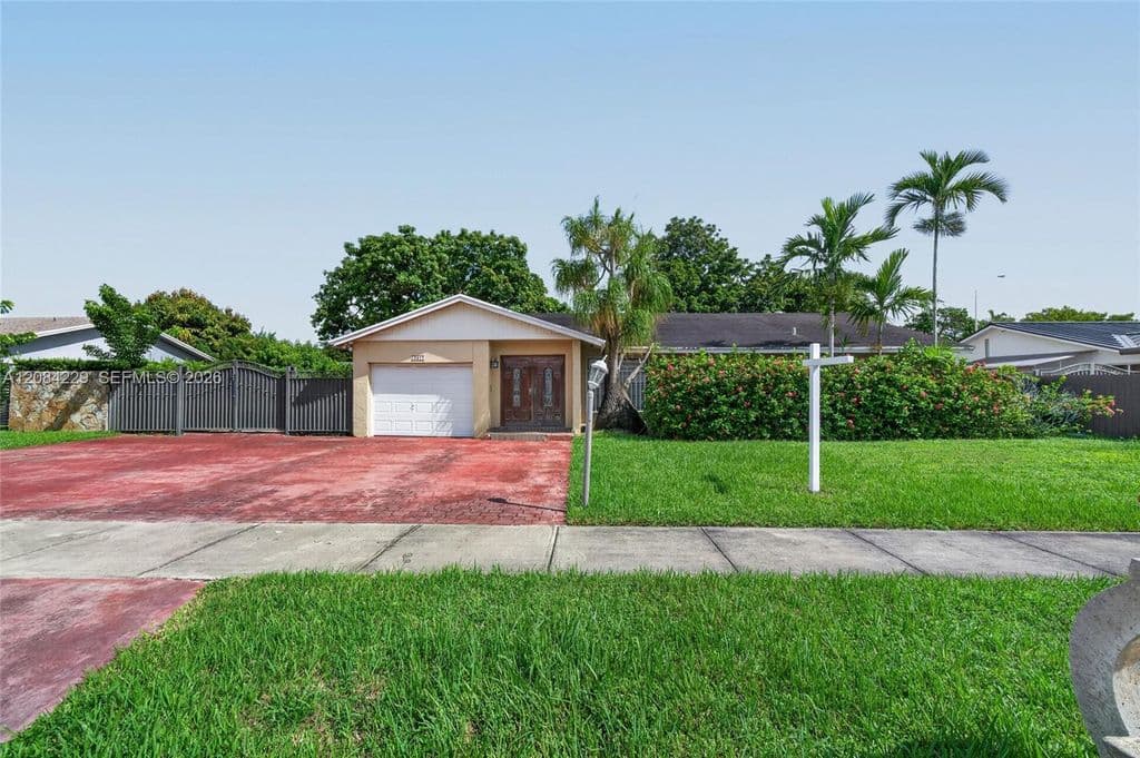 3+1 Müstakil ev — 13217 SW 44th Ln