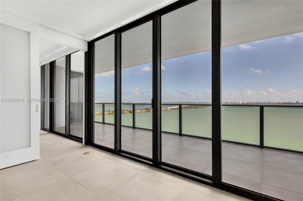 3+1 Condo — 3131 NE 7th Ave Unit 1203