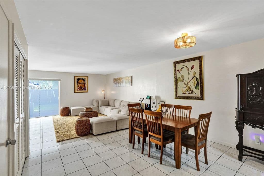 3-bedroom Property — 6813 NW 29th Ave #1