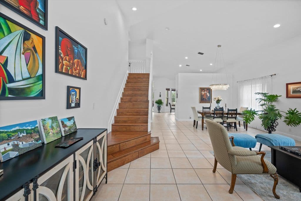 5-bedroom Single-Family Home — 11124 Narragansett Bay Court