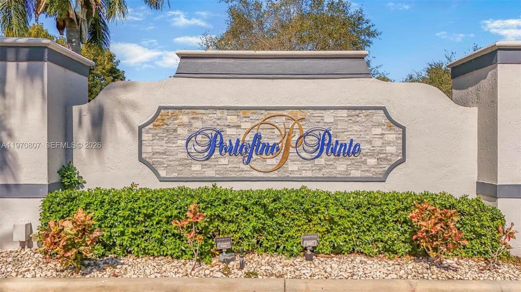 3-bedroom Single-Family Home — 3736 NE 9th Ct