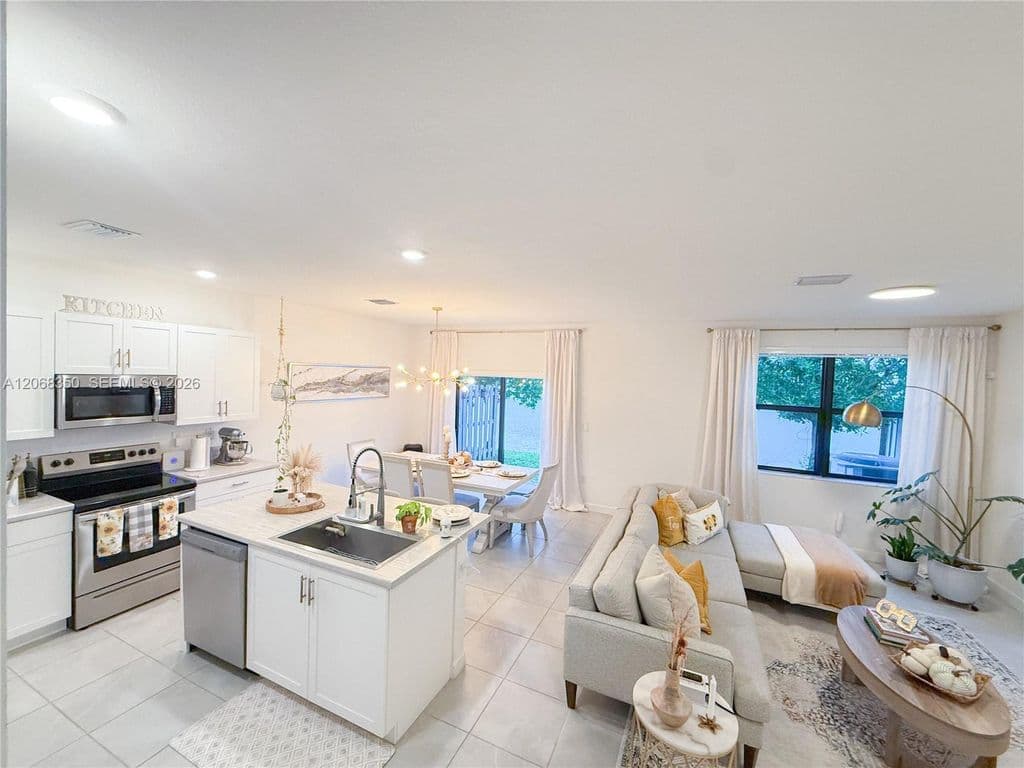 3+1 Mülk — 10095 SW 231st Ln