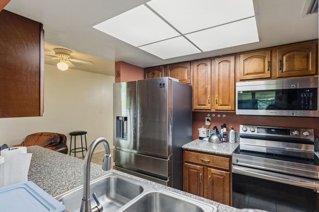 2-bedroom Single-Family Home — 4818 NW 58TH Street