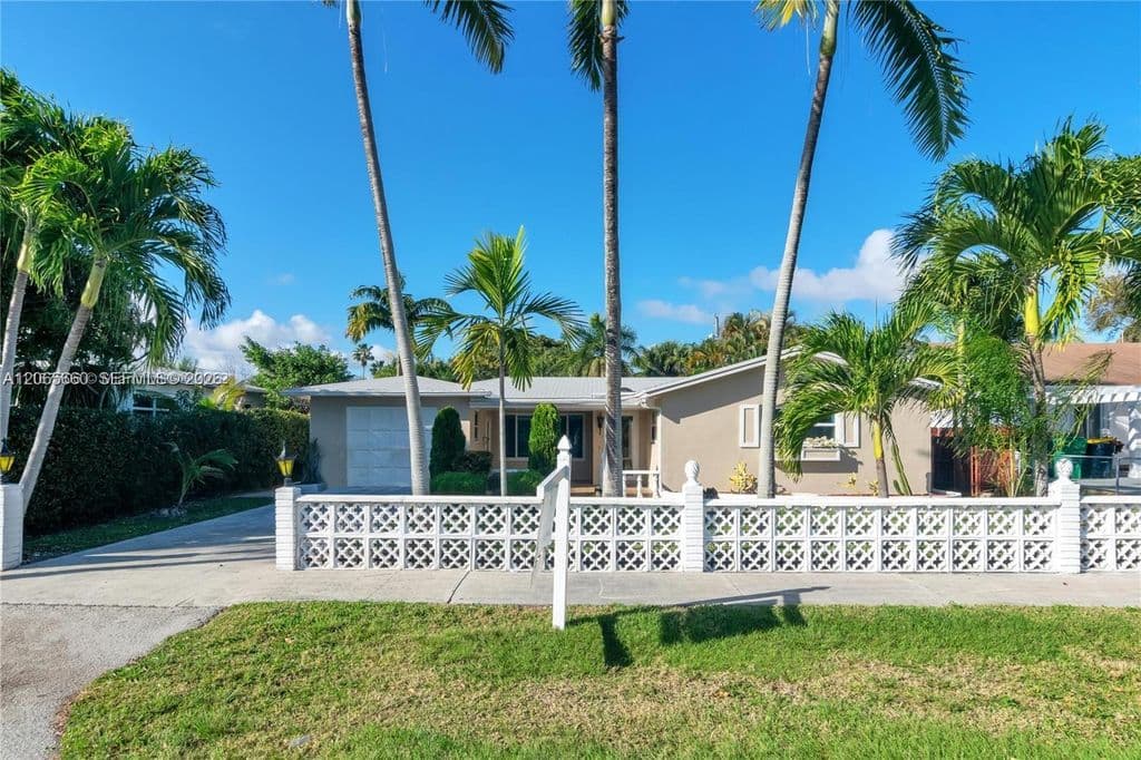 3-bedroom Single-Family Home — 617 NE 2nd Pl