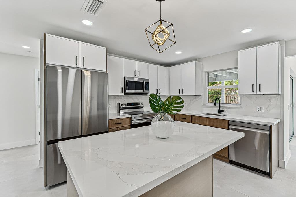 3-bedroom Single-Family Home — 350 NE 42ND Street