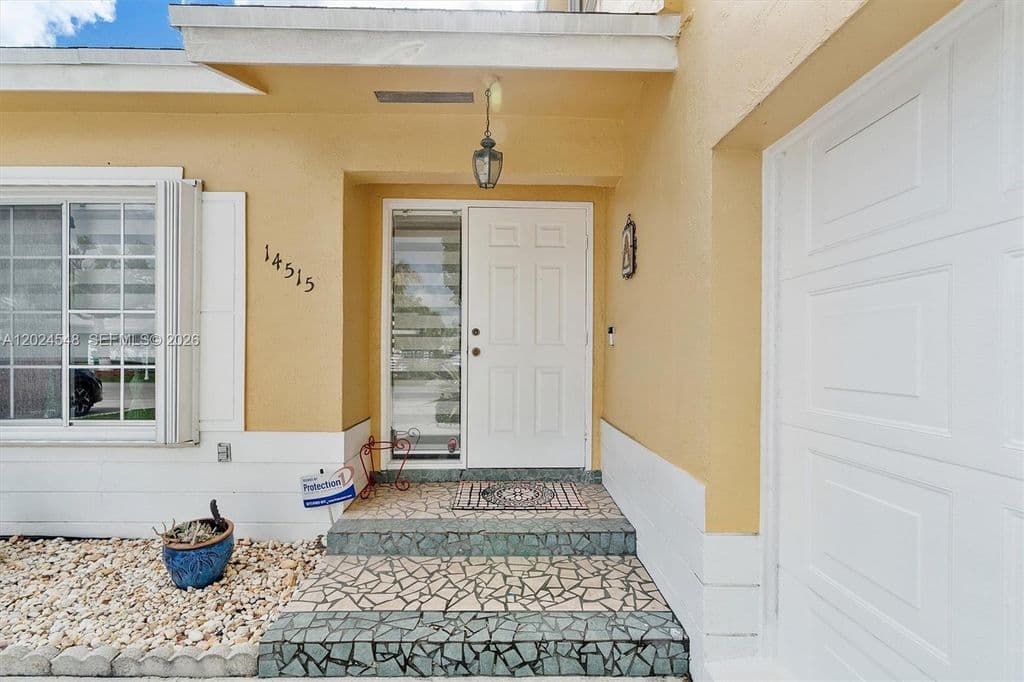 3+1 Müstakil ev — 14515 SW 139th Avenue Cir E