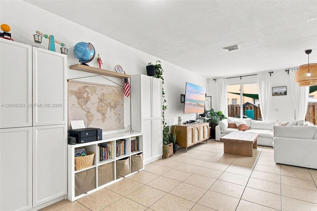 3+1 Mülk — 16628 SW 79th Ter