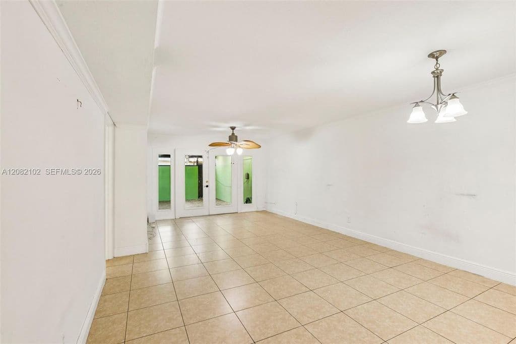 2+1 Mülk — 13130 SW 15th Ln
