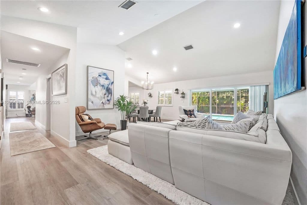 4+1 Müstakil ev — 8265 SW 176th Ter