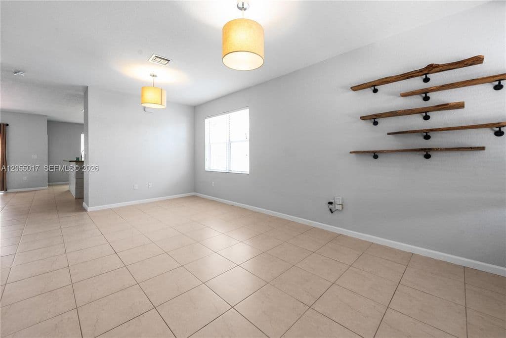 5-bedroom Single-Family Home — 3424 NE 1st St