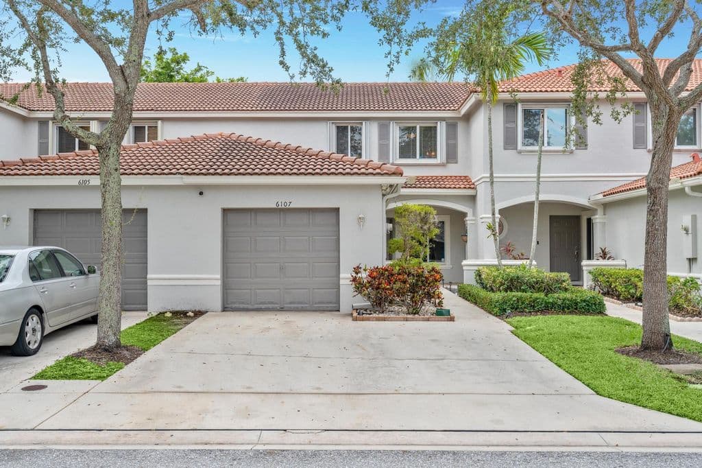 2-bedroom Property — 6107 Sandy Bank Terrace