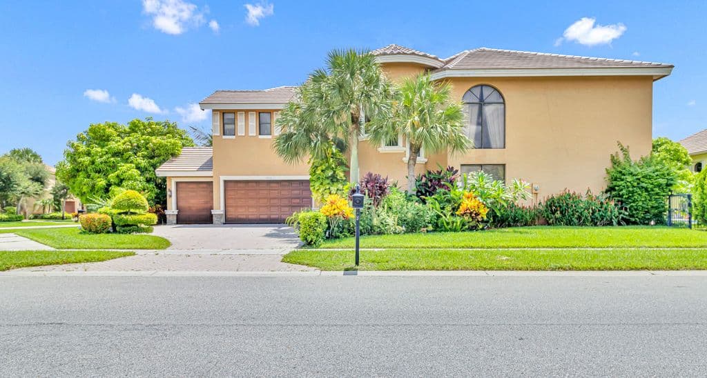 5+1 Müstakil ev — 3546 Collonade Drive