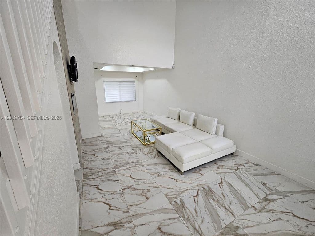 3-bedroom Single-Family Home — 387 NW 107th Ave