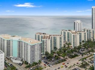 2+1 Condo — 3725 S Ocean Dr APT 1117, Hollywood, 33019