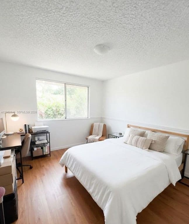 2-bedroom Condo — 8100 Geneva Ct APT 137