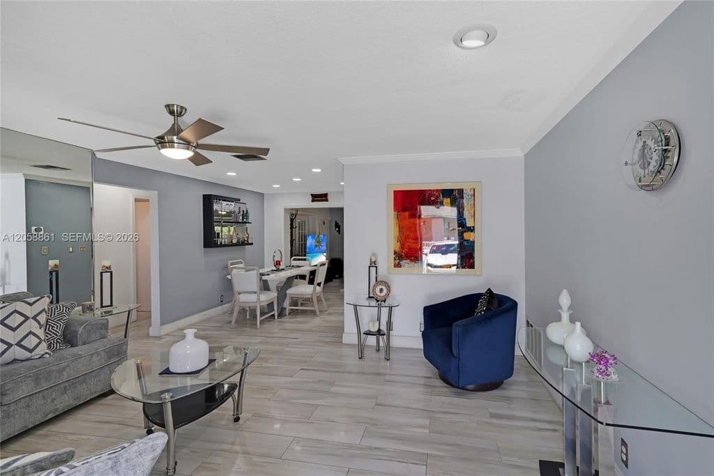 3+1 Müstakil ev — 6708 NW 57th Ct