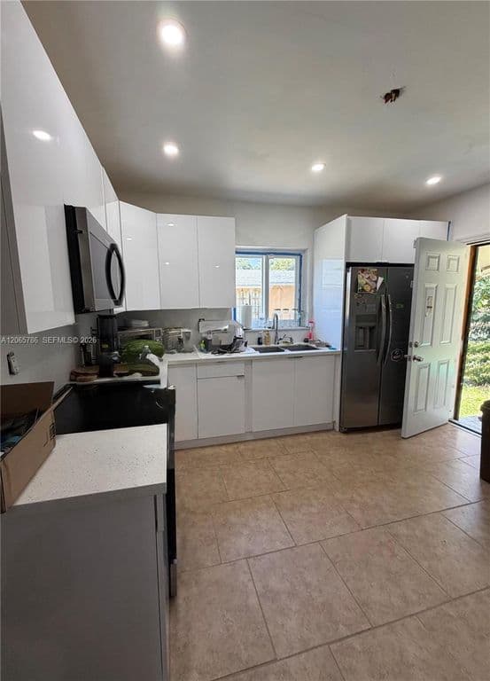 2-bedroom Single-Family Home — 5525 NW 5th Ct
