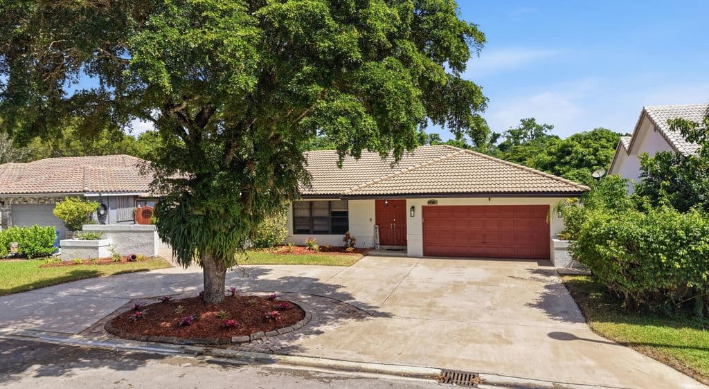 4+1 Müstakil ev — 6013 NW 47th Place