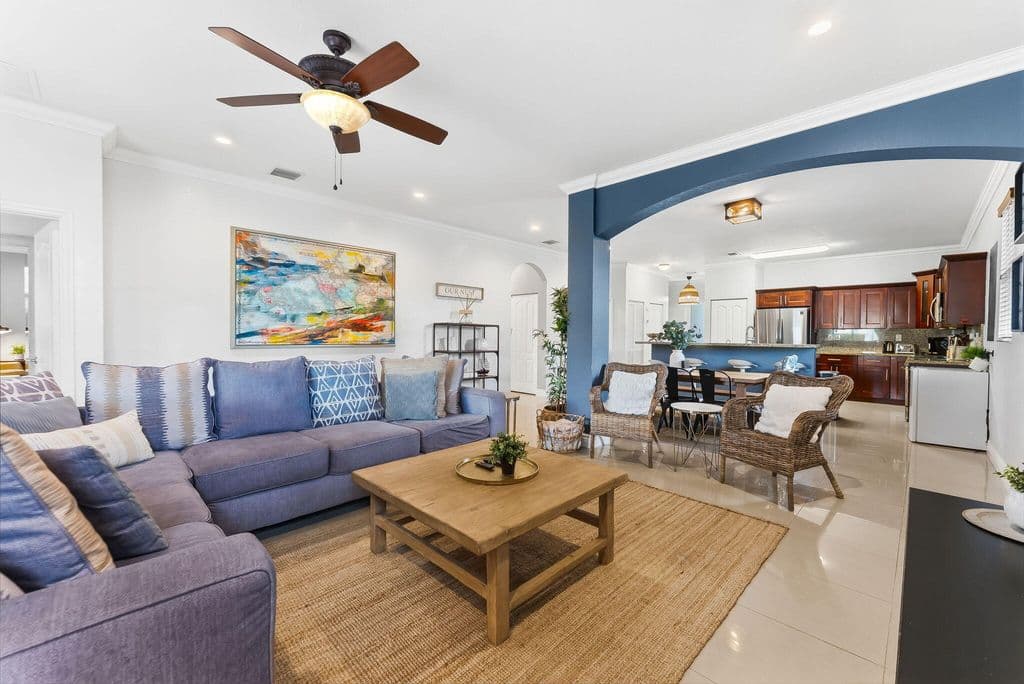 4+1 Müstakil ev — 1500 SW 20th Street