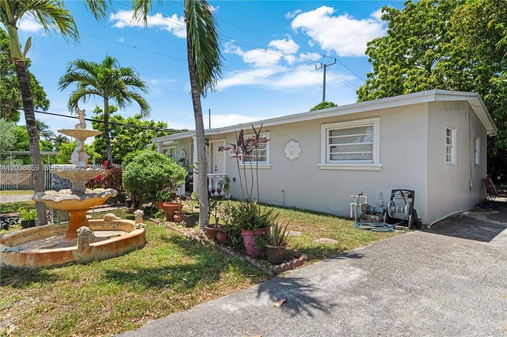 3+1 Müstakil ev — 3035 NW 83rd St
