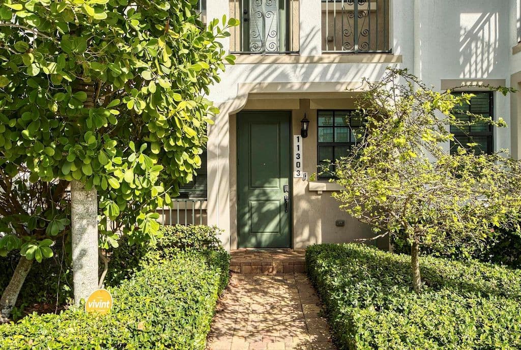3-bedroom Property — 11303 SW 15th Street