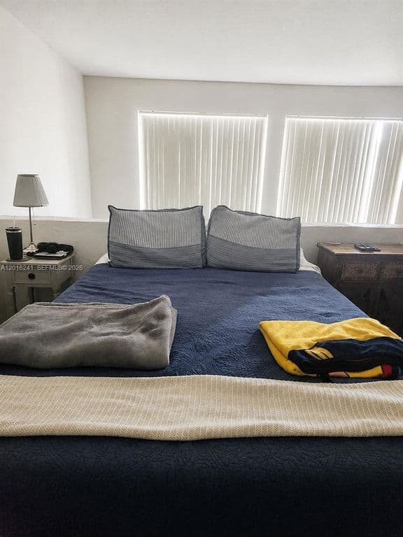 1-bedroom Condo — 18051 NW 68th Ave APT K201