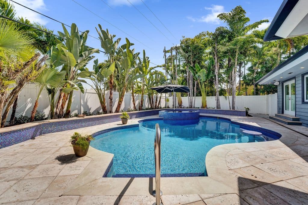 4-bedroom Single-Family Home — 2601 NE 29TH Street