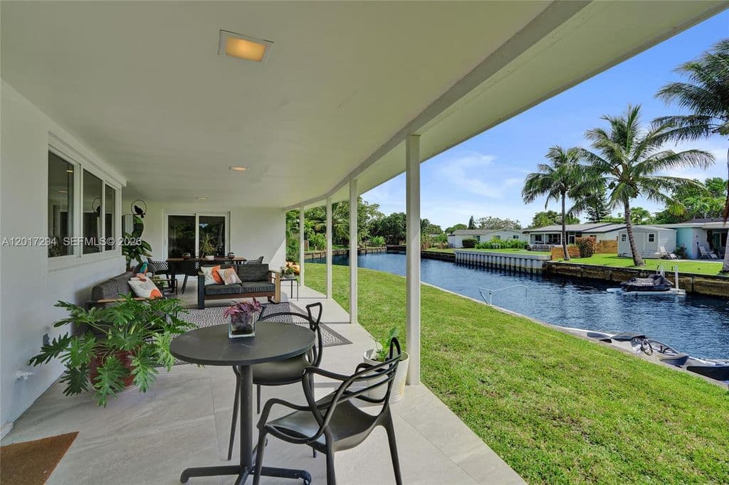 2+1 Müstakil ev — 1821 NW 33rd Ct